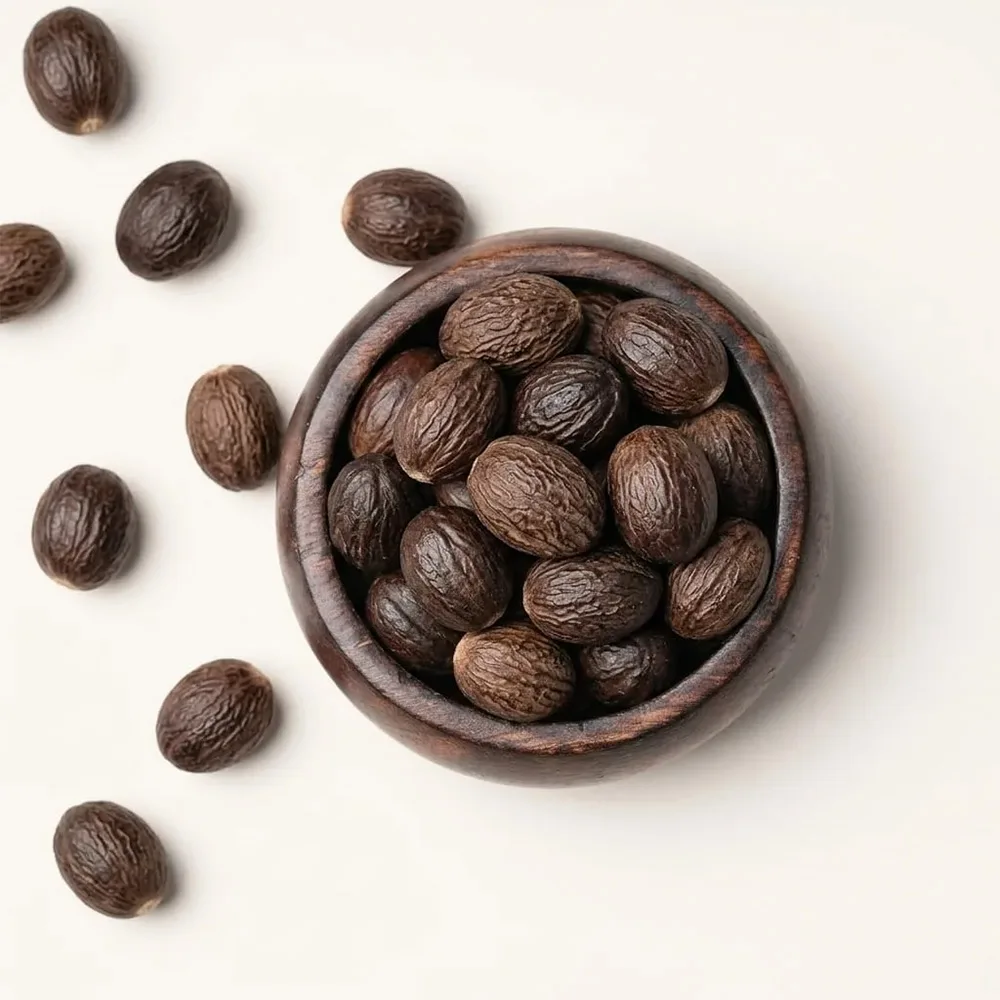 Nutmeg With Shell